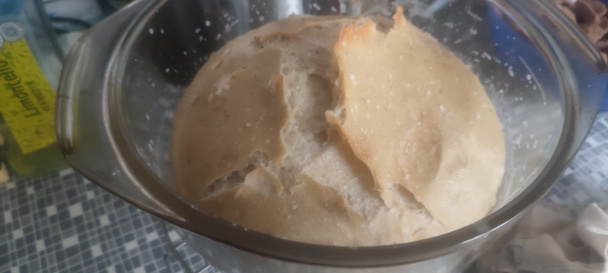 Hrnčekový chlieb - obrázok 1