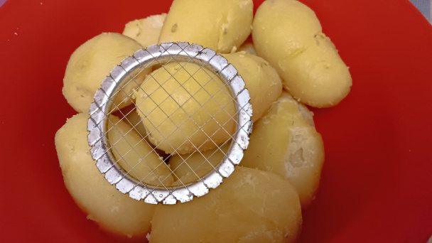 Zemiakový šalát (foorecept) - obrázok 1