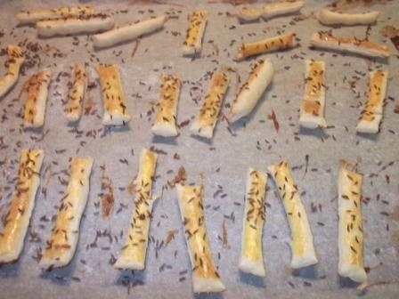 Slané tyčinky z lístkového cesta (fotorecept) - obrázok 4