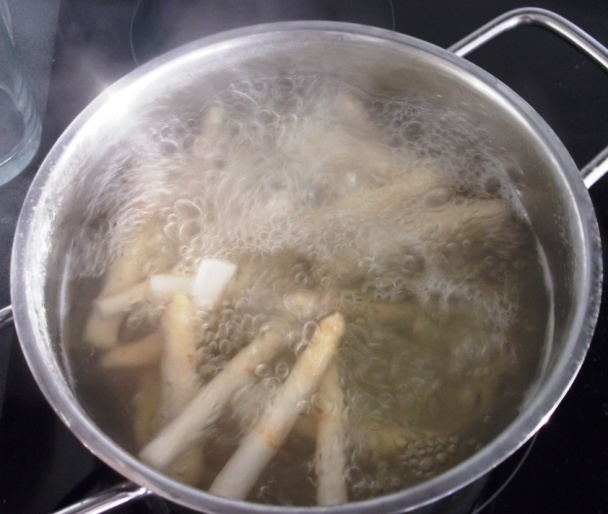 Špargľový krém (fotorecept) - obrázok 3