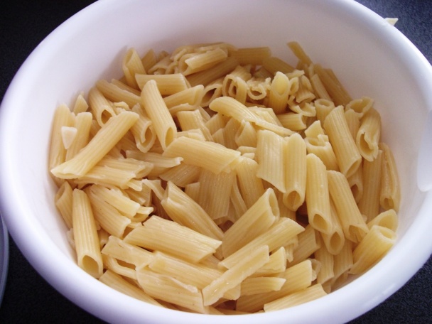 Penne s bazalkovým pestom (fotorecept) - obrázok 1