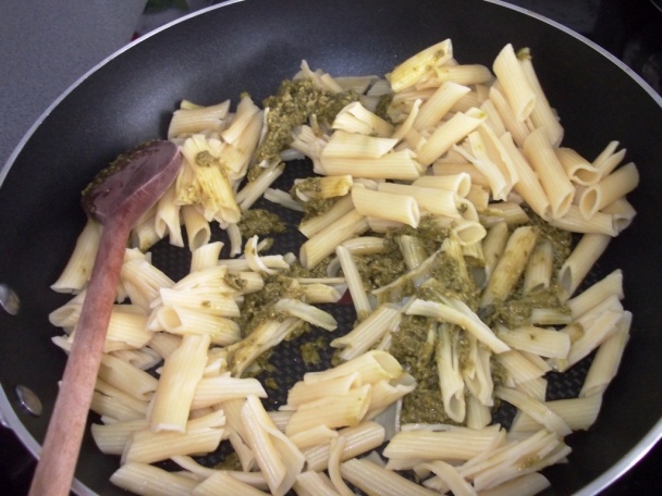 Penne s bazalkovým pestom (fotorecept) - obrázok 2