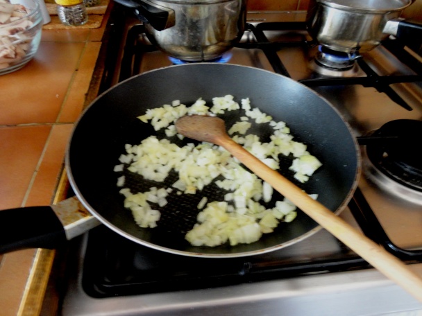 „Syrovo“-hubové cestoviny - vegan (fotorecept) - obrázok 1