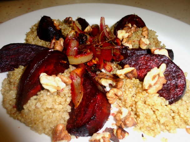 Quinoa s červenou repou pečenou na víne a bylinkách (fotorecept) - obrázok 5