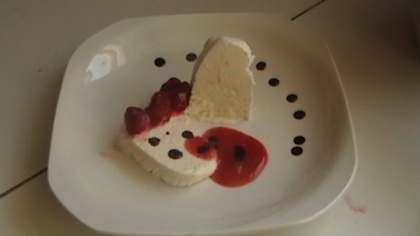 Dezert Parfait s mandľami - obrázok 3