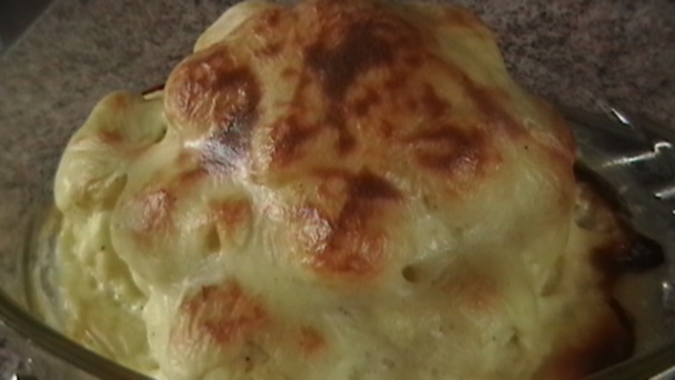 Plnený karfiol so syrovou omáčkou (fotorecept) - obrázok 5