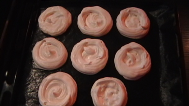 Bezé tortičky s ovocím (fotorecept) - obrázok 2