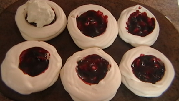 Bezé tortičky s ovocím (fotorecept) - obrázok 3