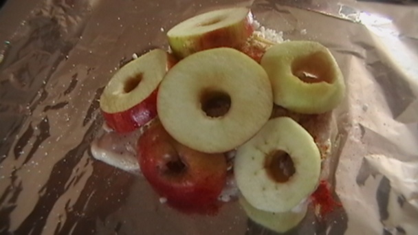 Chrenovo-jablkové kura a hrozienková ryža v batôžku (fotorecept) - obrázok 4