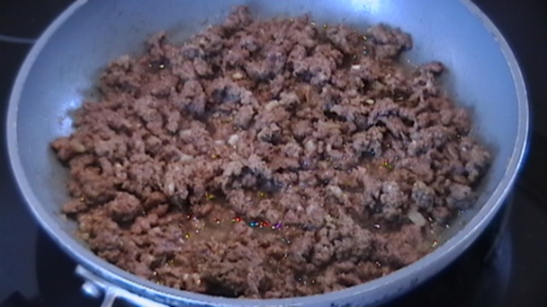 Kaleráby plnené mletým mäsom s bylinkovými paradajkami (fotorecept) - obrázok 6
