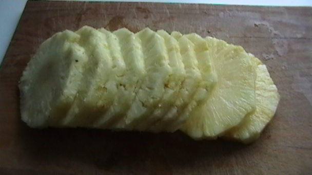 Ananás v karameli (fotorecept) - obrázok 2