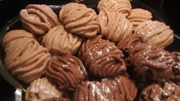 Dvojfarebné škoricové klbká - obrázok 2