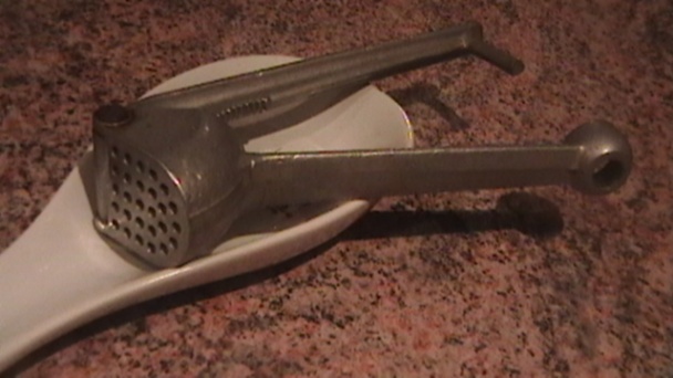 Dvojfarebné škoricové klbká - obrázok 3