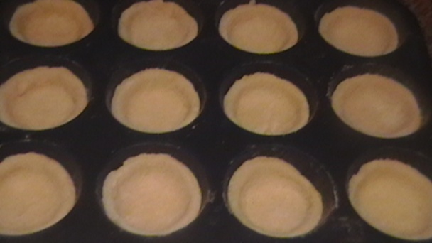 Sviečková v papilote a cibuľové koláčiky (fotorecept) - obrázok 5