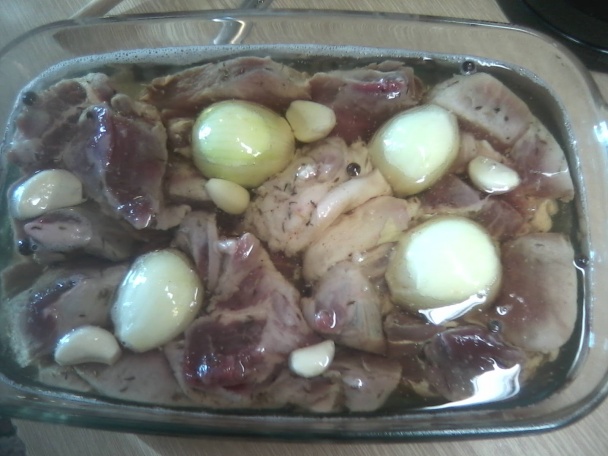 Konfitované bravčové pliecko s kapustovými knedličkami (fotorecept) - obrázok 3