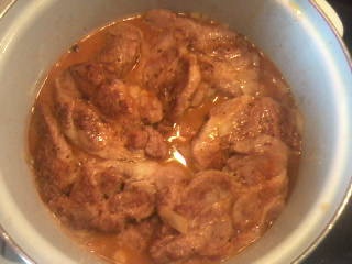 Krkovička s cibuľovou omáčkou a pistom (fotorecept) - obrázok 5