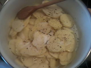 Smotanové zemiaky zo šunkovaru (fotorecept) - obrázok 4