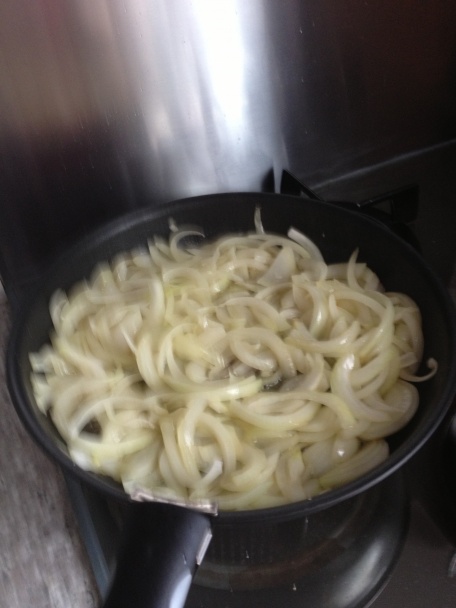 Cibuľový kolač so syrom - obrázok 1