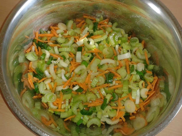 Jarný zemiakový šalát - obrázok 1