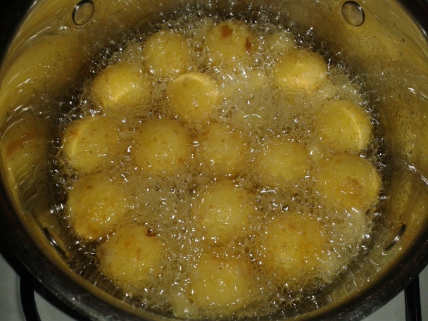 Vykostené plnené stehná s ryžou a kroketami (fotorecept) - obrázok 15