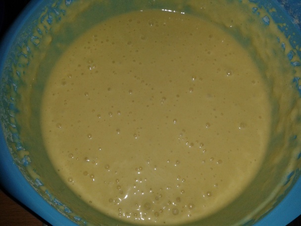 Hrnčekový jablkovo-pudingový koláč s posýpkou (fotorecept) - obrázok 3