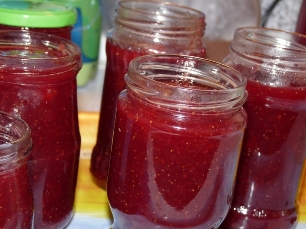 Domáci jahodový džem a ovocná torta s jahodami (fotorecept) - obrázok 4