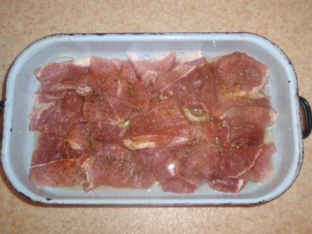 Gazdovska rajčinová omáčka s knedlou - obrázok 2