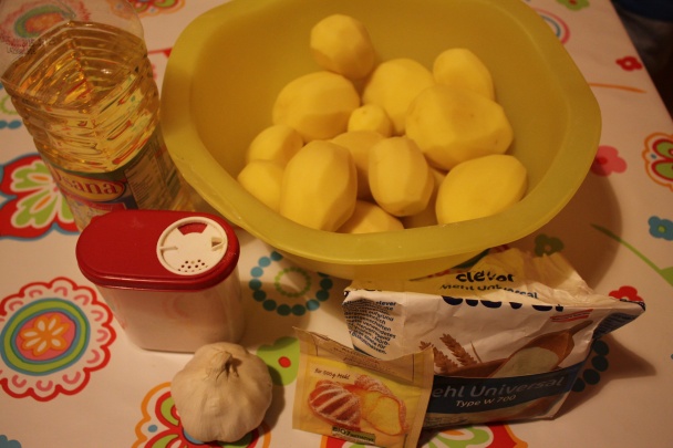 Kljukuša (Kľukuša) - jednoduchý zemiakový koláč (fotorecept) - obrázok 1