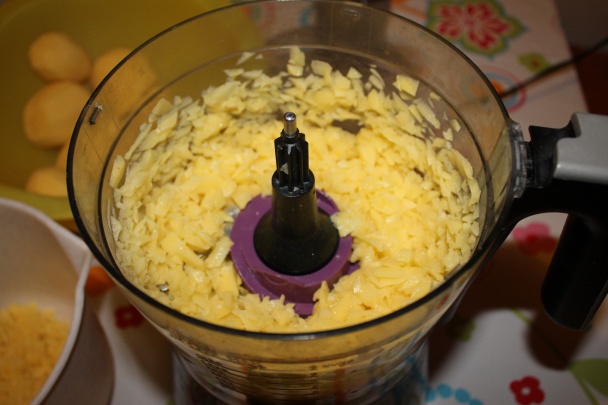 Kljukuša (Kľukuša) - jednoduchý zemiakový koláč (fotorecept) - obrázok 2