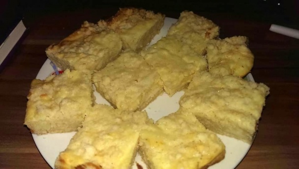 Sypaný tvarohový koláč  - obrázok 1
