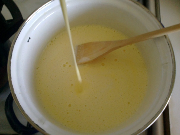 Domáca zmrzlina s bielou čokoládou a višňami (fotorecept) - obrázok 4