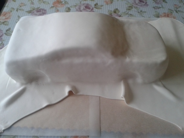 Torta športové auto (fotorecept) - obrázok 11