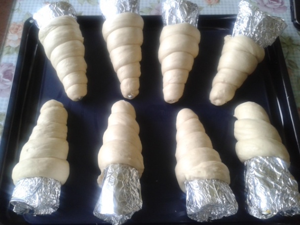 Chlebové kornútky plnené šalátom (fotorecept)  - obrázok 5