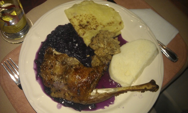 Pečená hus s plnkou po kysucky - obrázok 5