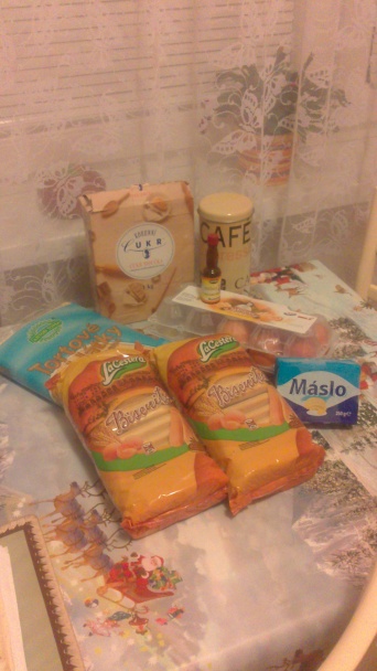 Nepečený zákusok z detských piškót (fotorecept) - obrázok 1