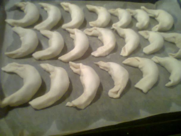 Sladké zakysankové rožky - obrázok 3