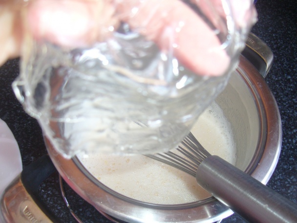 Tvarohová torta so šľahačkou (fotorecept) - obrázok 3