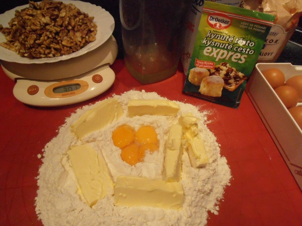 Kysnuté orechové roládky (fotorecept) - obrázok 1