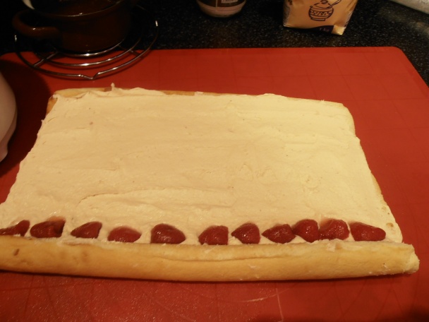 Čokoládovo jahodová roláda (fotorecept) - obrázok 6