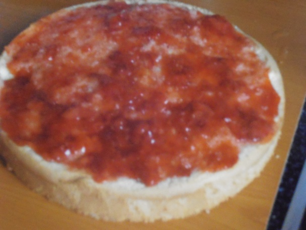 Jahodová torta - obrázok 3