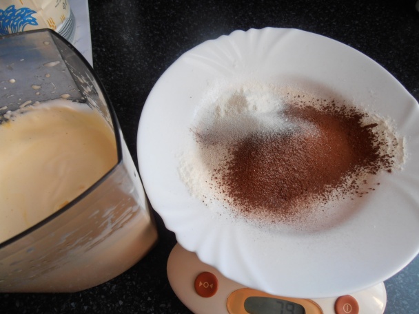 Čokoládovo-bodkované roládky - obrázok 1