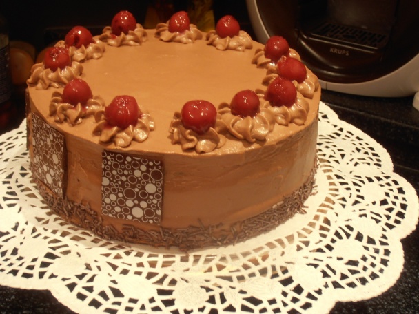 Čokoládovo-višňová torta (fotorecept) - obrázok 8