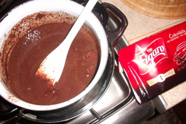 Čokoládová bábovka s kokosovými guľôčkami (fotorecept) - obrázok 3