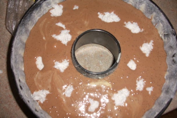 Čokoládová bábovka s kokosovými guľôčkami (fotorecept) - obrázok 7