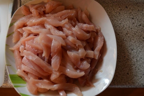 Jednoduché zapekané cestoviny s brokolicou a kuracím mäsom - obrázok 2