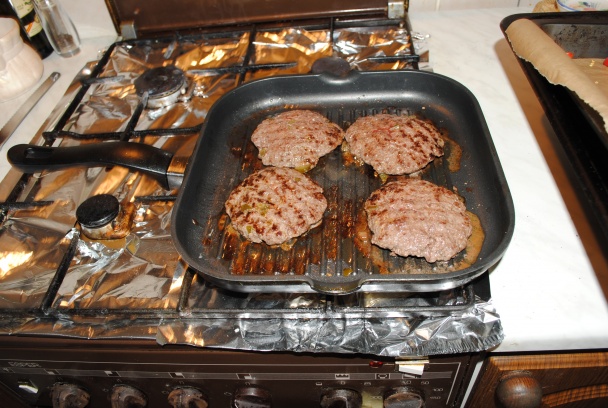 Pravý americký hamburger - obrázok 2