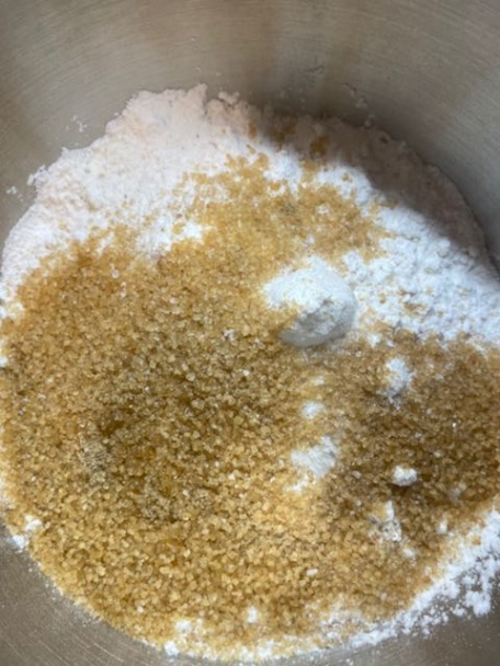 Lussekatter - švédske šafránové svätolucijské esíčka z kysnutého cesta (fotorecept) - obrázok 3