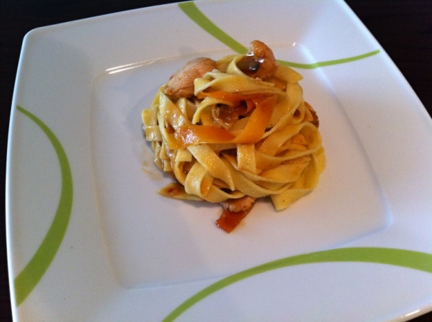 Tagliatelle na thajský spôsob s baklažánom a kuracím mäsom (fotorecept) - obrázok 7