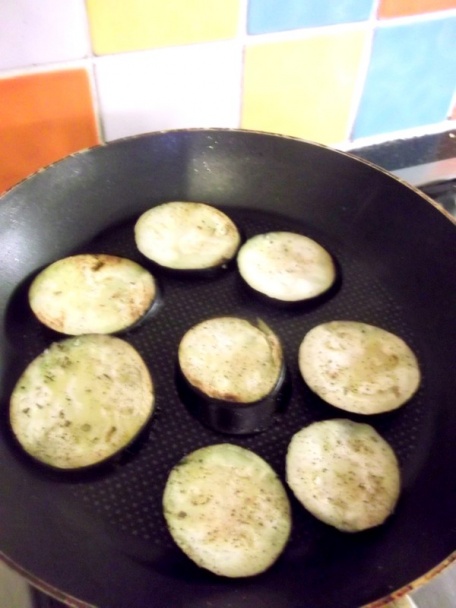 Hovädzie zapekané s baklažánom a mozzarelou (fotorecept) - obrázok 2