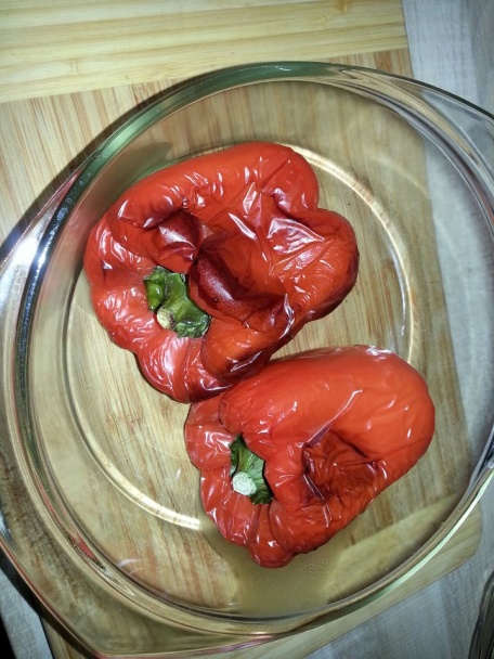 Šalát z pečenej papriky - obrázok 3